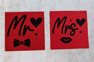 2er Set rote Filz Untersetzer bedruckt mit Mr. Mrs.